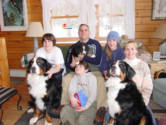Mac, Kessie and Kipperman Family with "George" Washington
Ian, Jeff with "George", Eric, Lindsey, and Linda
